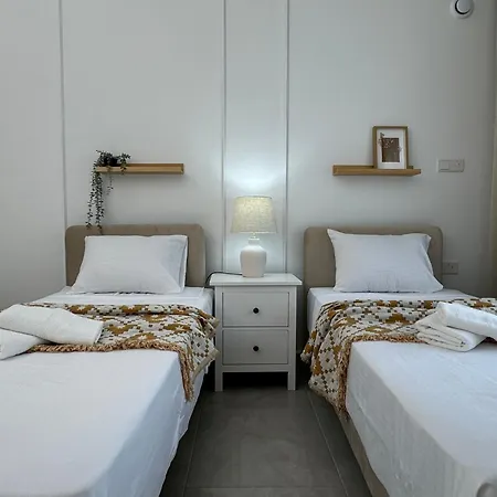 דירה Esentepe Collection Nothern Cyprus & With Sea View Nothern Cyprus ניקוסיה